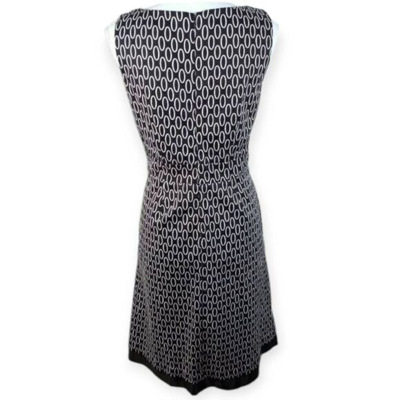 WD.NY BLACK & WHITE FIT & FLAIR DRESS SZ.6 EUC. - Picture 4 of 5